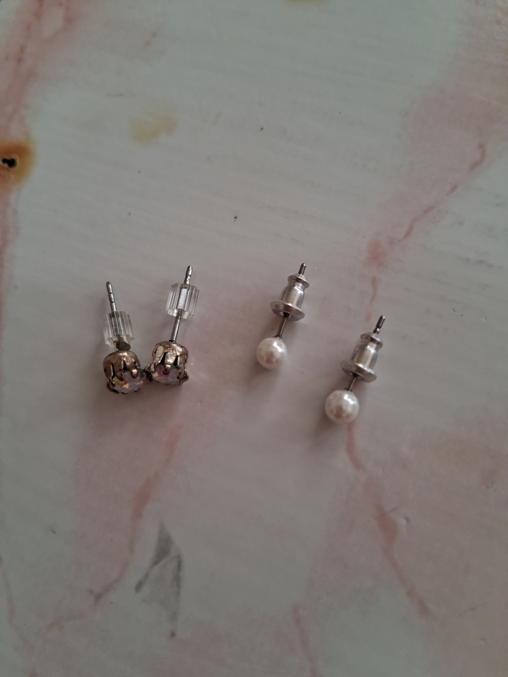 Source Unknown Pearl and Rhinestone Stud Earring Set - White and Silver